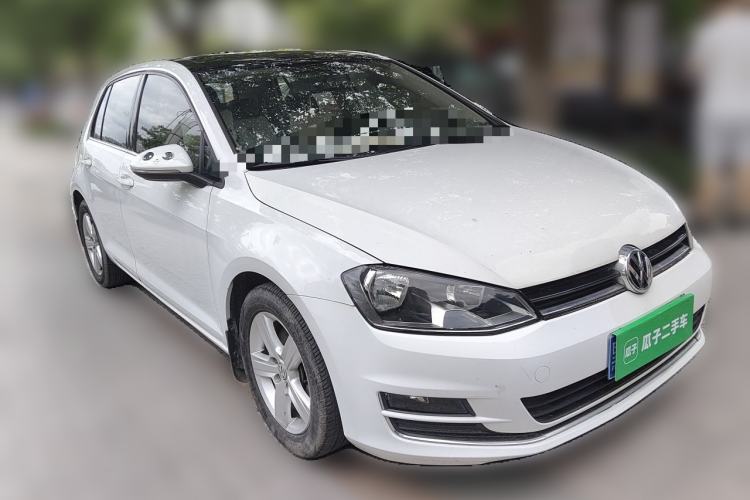 Used Volkswagen Golf 2014 1.4TSI Automatic Comfort Model Front Right 45 Deg