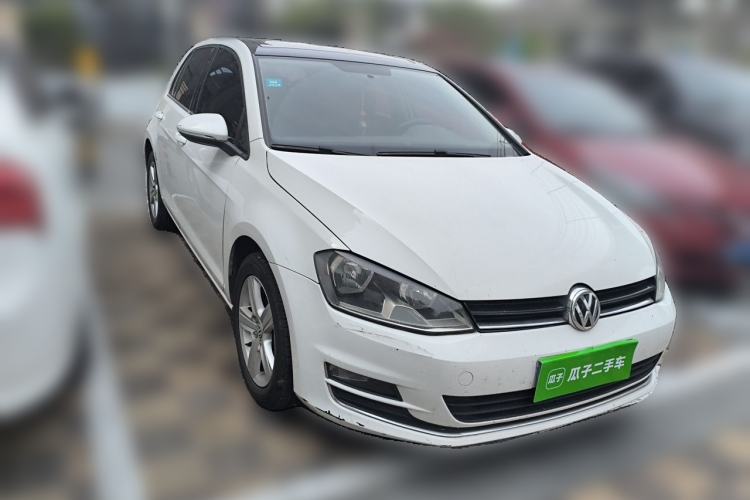 Used Volkswagen Golf 2014 1.6L Automatic Comfort Model Front Right 45 Deg