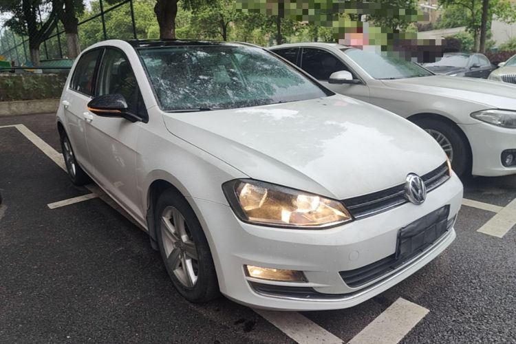Used Volkswagen Golf 2014 1.4TSI Automatic Comfort Model Front Right 45 Deg