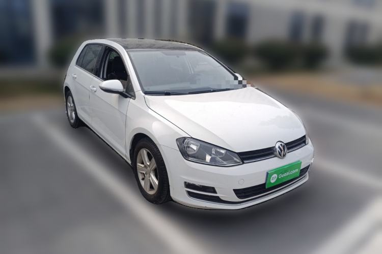 Used Volkswagen Golf 2014 1.4 TSI Manual Comfort Model Front Right 45 Deg