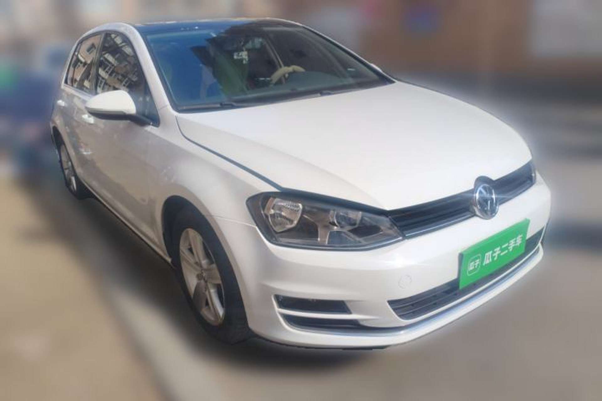 Used Volkswagen Golf 2014 1.6L Automatic Comfort Model Front Right 45 Deg