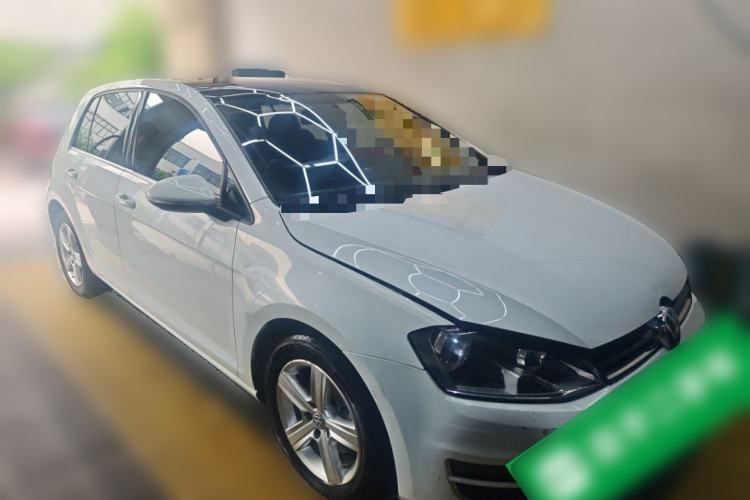 Used Volkswagen Golf 2014 1.4TSI Automatic Comfort Model Front Right 45 Deg