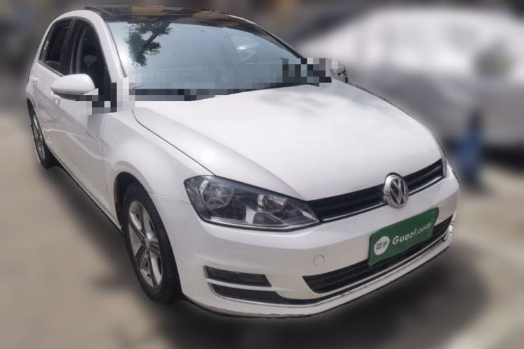 Used Volkswagen Golf 2014 1.6L Automatic Comfort Model Front Right 45 Deg