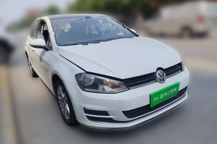 Used Volkswagen Golf 2014 1.4TSI Automatic Comfort Model Front Right 45 Deg