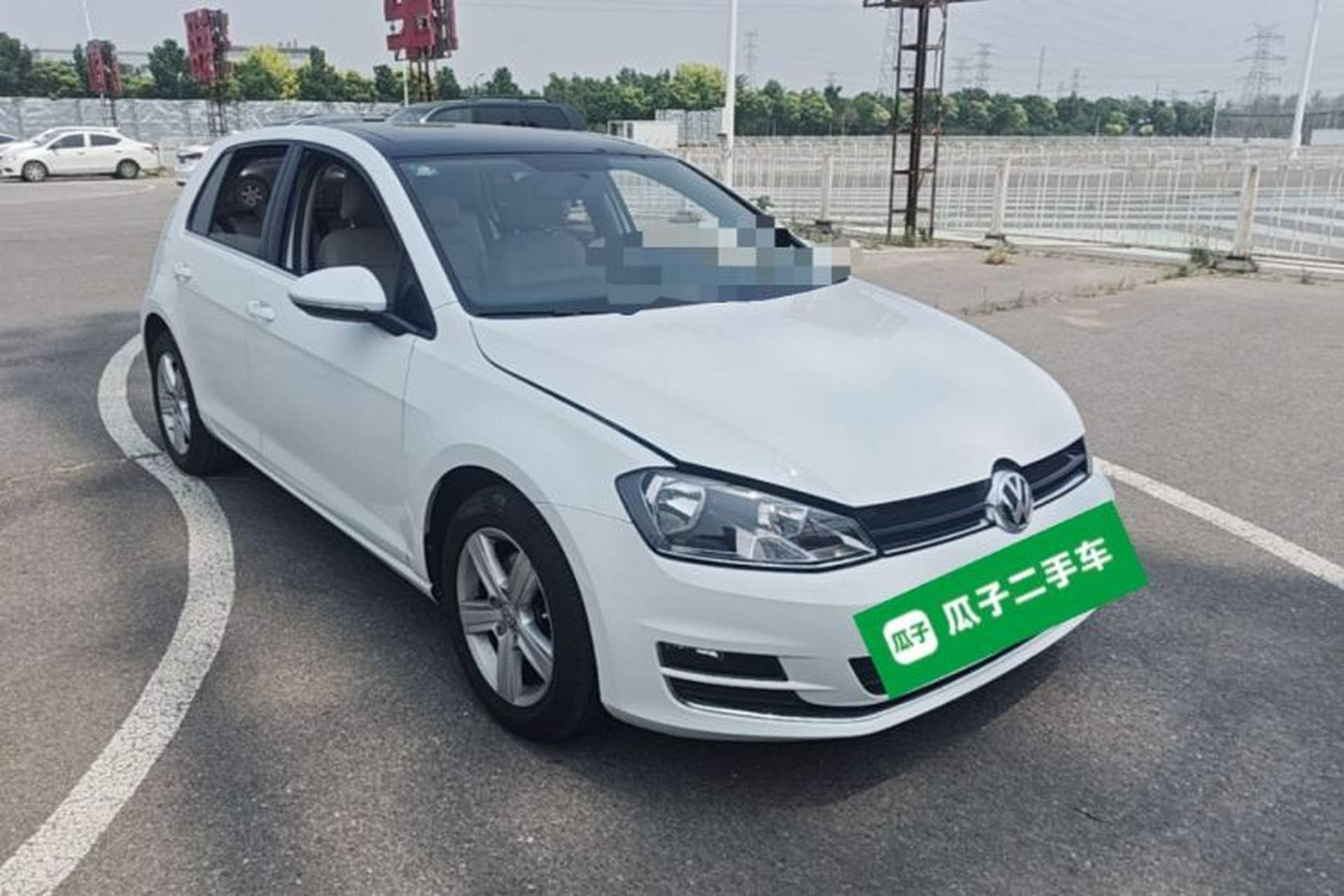 Used Volkswagen Golf 2014 1.6L Automatic Comfort Model Front Right 45 Deg