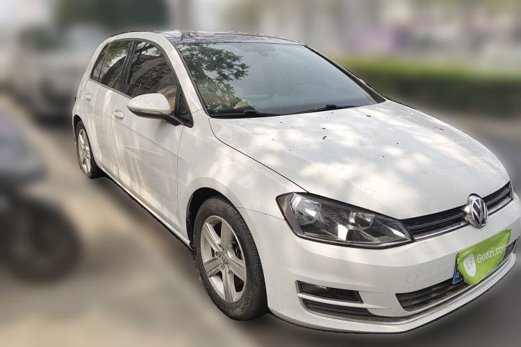 Used Volkswagen Golf 2014 1.4TSI Automatic Comfort Model Front Right 45 Deg