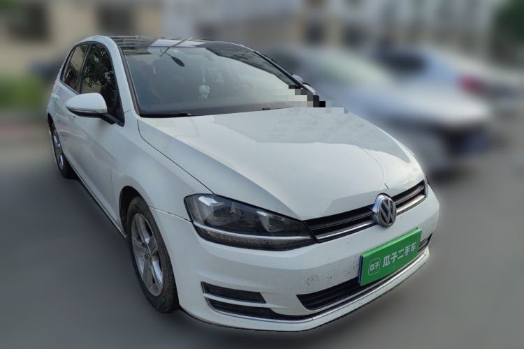 Used Volkswagen Golf 2014 1.4 TSI Manual Comfort Model Front Right 45 Deg