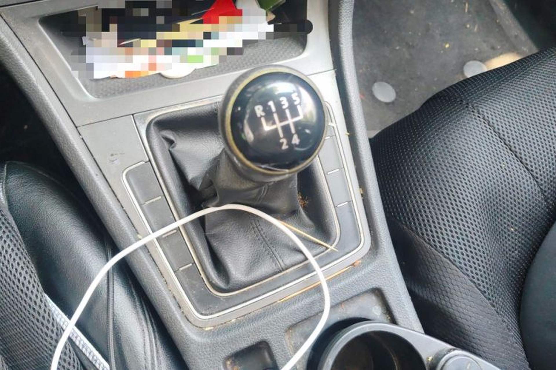 Used Volkswagen Golf 2014 1.6L Manual Fashion Edition Gear Lever