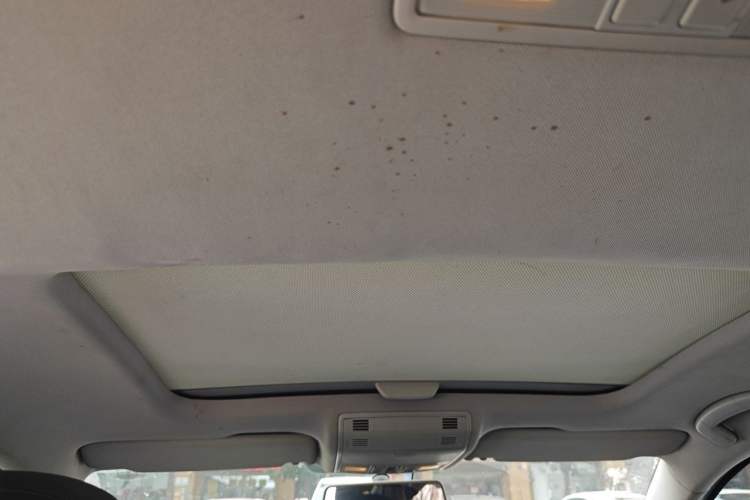 Used Volkswagen Golf 2014 1.6L Automatic Comfort Model Headliner