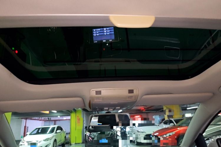 Used Volkswagen Golf 2014 1.4TSI Automatic Comfort Model Headliner