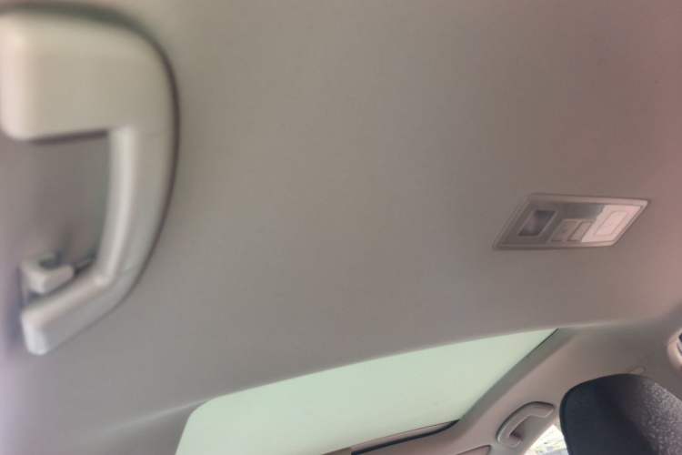 Used Volkswagen Golf 2014 1.4TSI Automatic Comfort Model Headliner