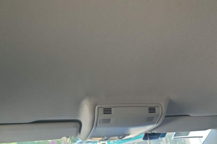 Used Volkswagen Golf 2014 1.6L Manual Fashion Edition Headliner