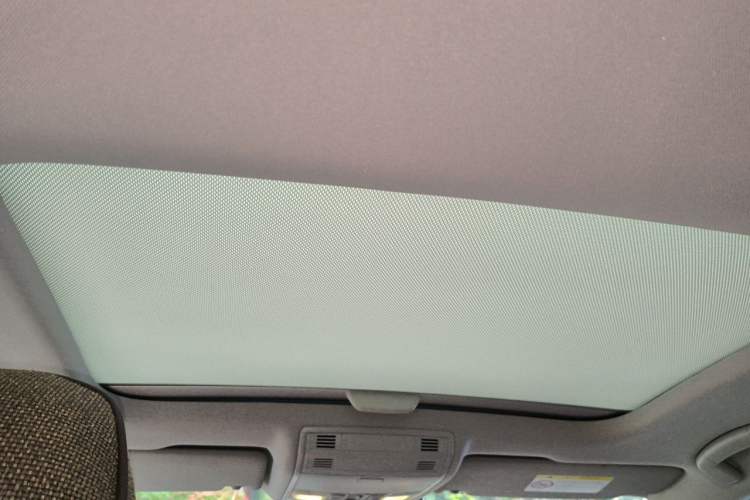 Used Volkswagen Golf 2014 1.4TSI Automatic Luxury Model Headliner