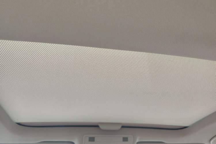Used Volkswagen Golf 2014 1.4TSI Automatic Comfort Model Headliner