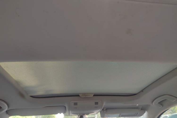 Used Volkswagen Golf 2014 1.4TSI Automatic Luxury Model Headliner