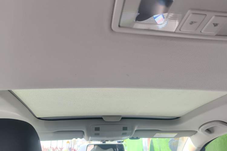 Used Volkswagen Golf 2014 1.4TSI Automatic Comfort Model Headliner