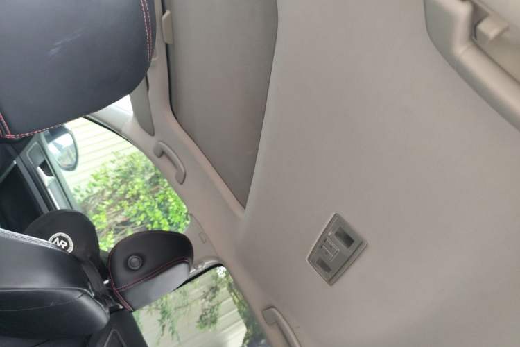 Used Volkswagen Golf 2014 1.4 TSI Manual Comfort Model Headliner