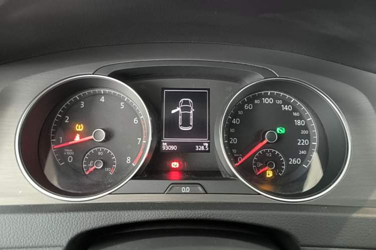 Used Volkswagen Golf 2014 1.4TSI Automatic Comfort Model Instrument Cluster