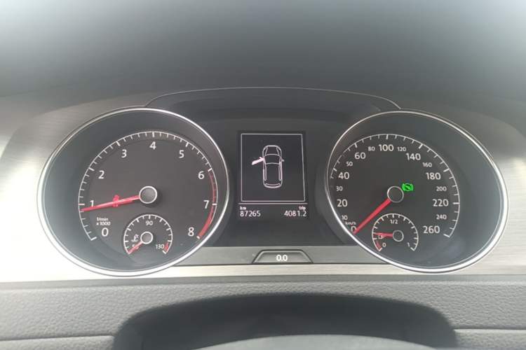 Used Volkswagen Golf 2014 1.4TSI Automatic Comfort Model Instrument Cluster