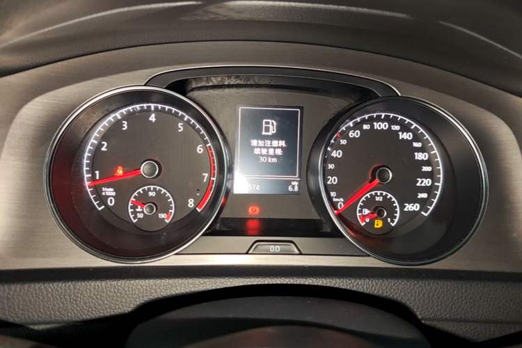 Used Volkswagen Golf 2014 1.4TSI Automatic Comfort Model Instrument Cluster