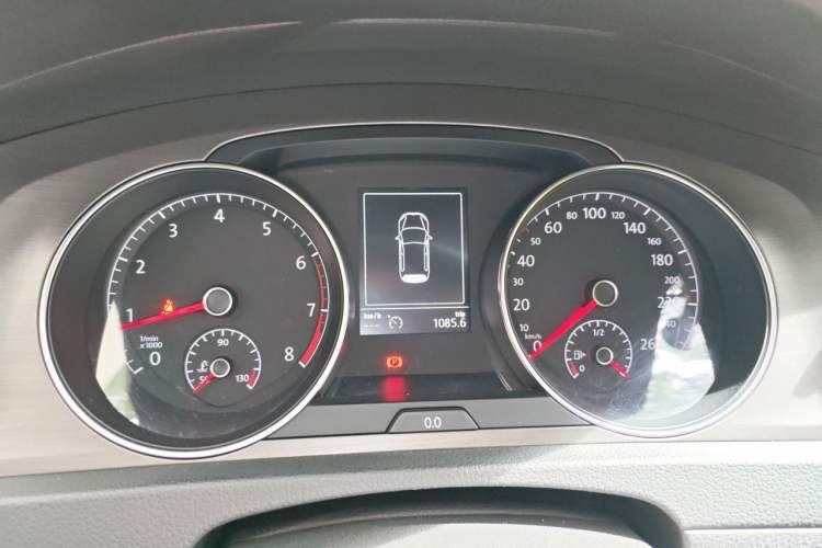Used Volkswagen Golf 2014 1.4TSI Automatic Comfort Model Instrument Cluster
