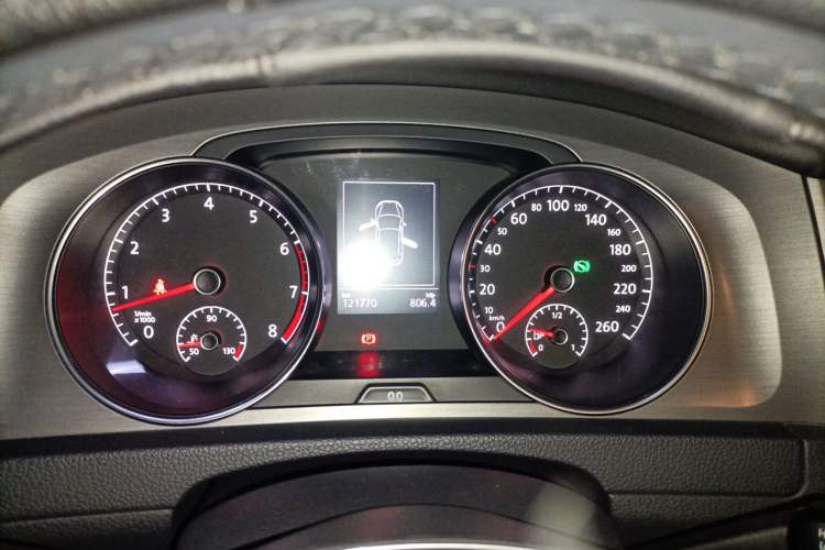Used Volkswagen Golf 2014 1.4TSI Automatic Comfort Model Instrument Cluster