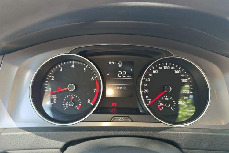 Used Volkswagen Golf 2014 1.6L Manual Fashion Edition Instrument Cluster