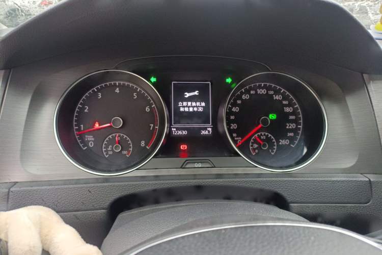 Used Volkswagen Golf 2014 1.4TSI Automatic Comfort Model Instrument Cluster