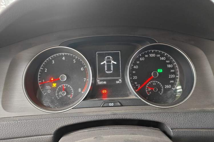 Used Volkswagen Golf 2014 1.4TSI Automatic Comfort Model Instrument Cluster