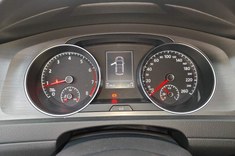 Used Volkswagen Golf 2014 1.6L Automatic Comfort Model Instrument Cluster