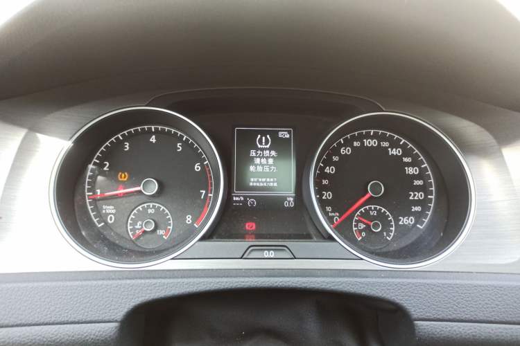 Used Volkswagen Golf 2014 1.6L Automatic Comfort Model Instrument Cluster