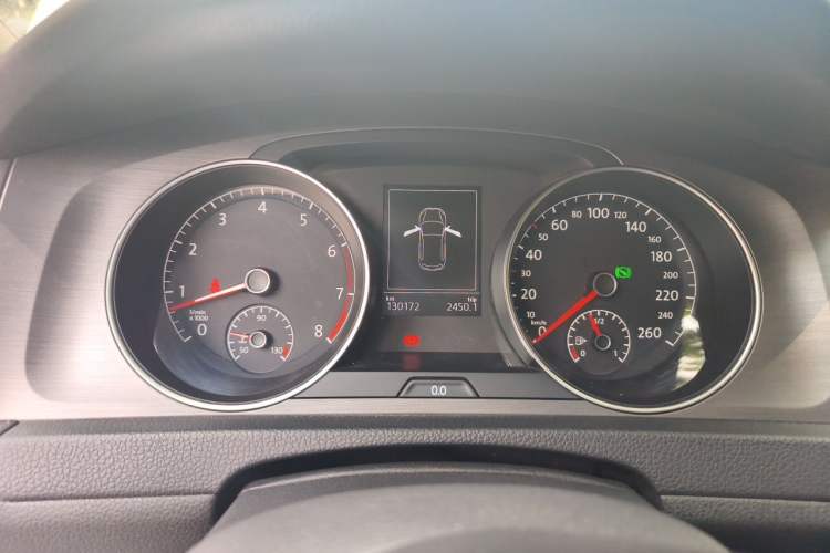 Used Volkswagen Golf 2014 1.4TSI Automatic Comfort Model Instrument Cluster