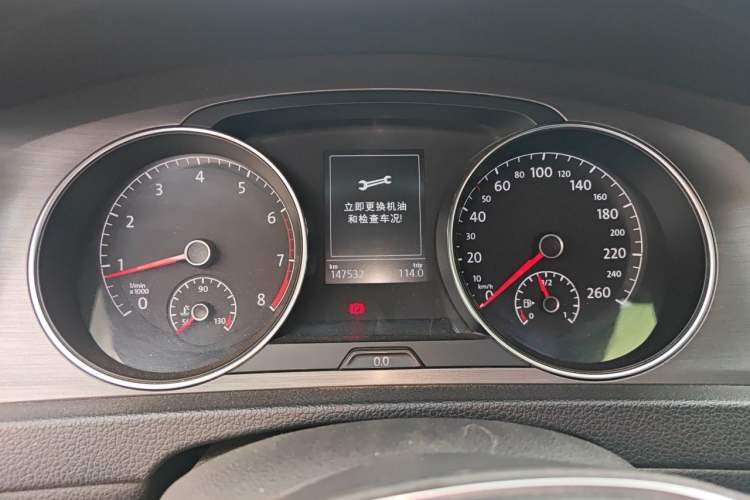 Used Volkswagen Golf 2014 1.4TSI Automatic Luxury Model Instrument Cluster