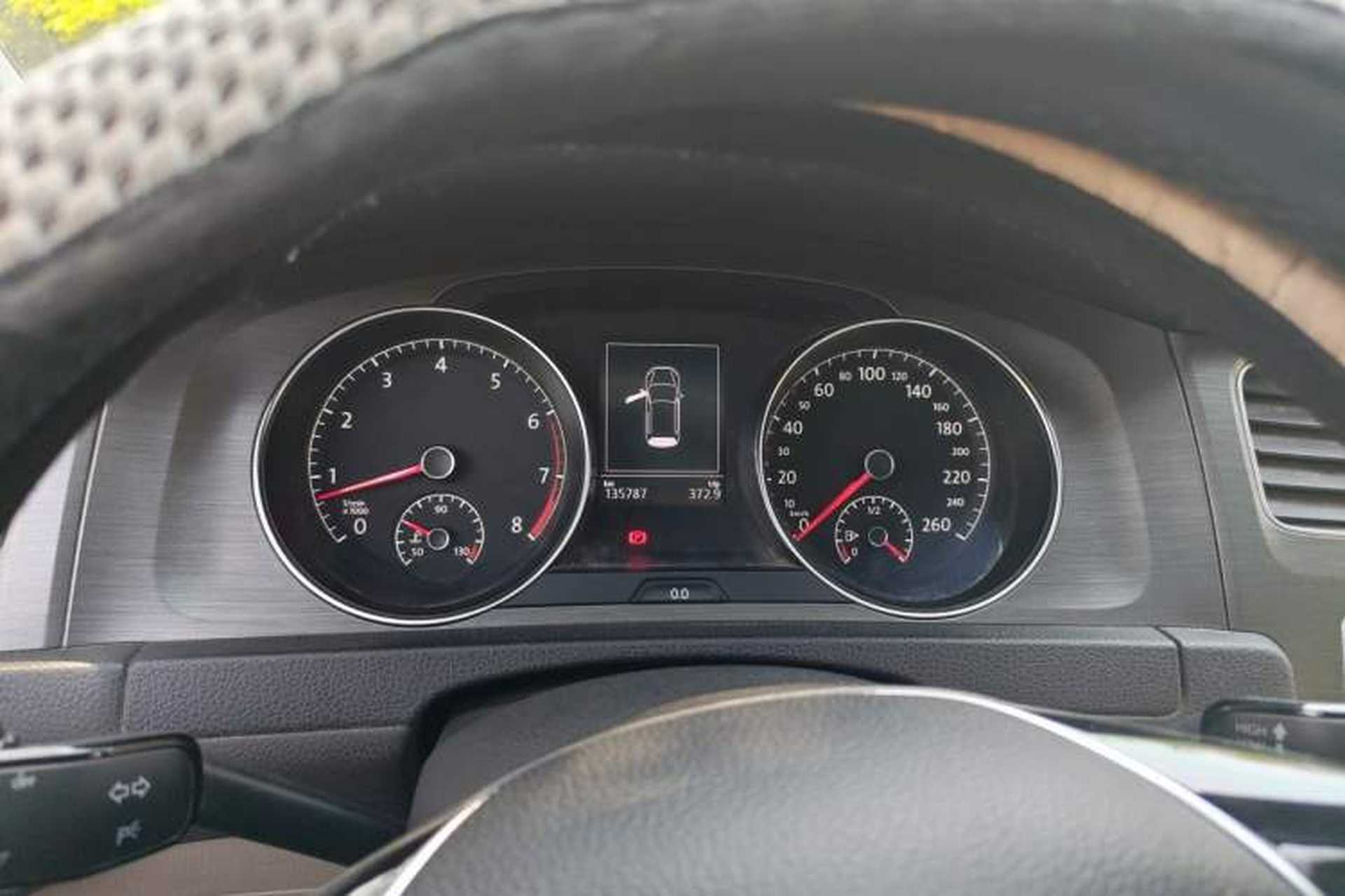Used Volkswagen Golf 2014 1.4 TSI Manual Comfort Model Instrument Cluster