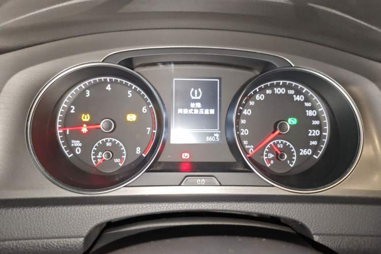 Used Volkswagen Golf 2014 1.6L Automatic Comfort Model Instrument Cluster