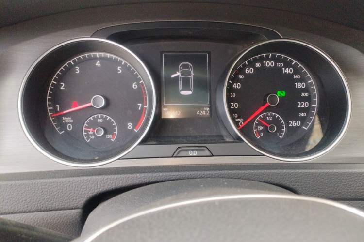 Used Volkswagen Golf 2014 1.4TSI Automatic Comfort Model Instrument Cluster