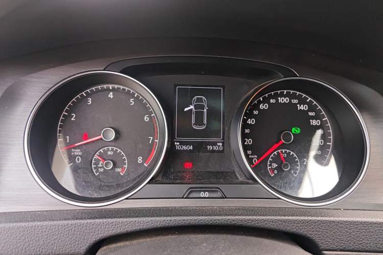 Used Volkswagen Golf 2014 1.4TSI Automatic Comfort Model Instrument Cluster
