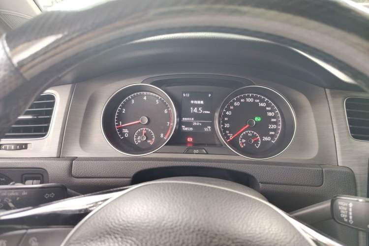 Used Volkswagen Golf 2014 1.4TSI Automatic Comfort Model Instrument Cluster