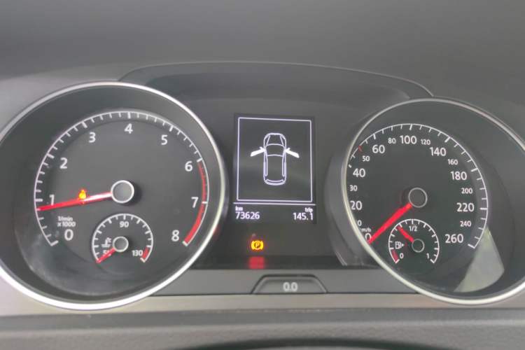 Used Volkswagen Golf 2014 1.4TSI Automatic Luxury Model Instrument Cluster