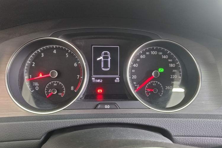 Used Volkswagen Golf 2014 1.4TSI Automatic Comfort Model Instrument Cluster