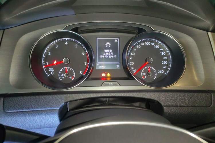 Used Volkswagen Golf 2014 1.6L Automatic Comfort Model Instrument Cluster