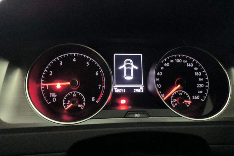 Used Volkswagen Golf 2014 1.6L Automatic Comfort Model Instrument Cluster