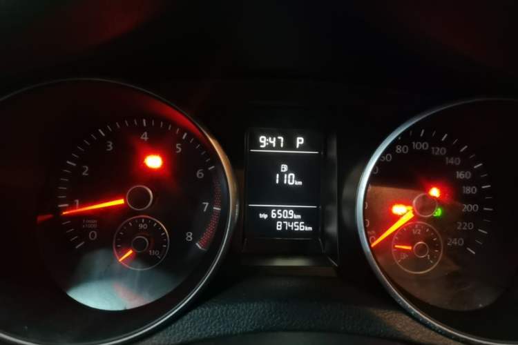 Used Volkswagen Golf 2014 1.6L Automatic Comfort Model Instrument Cluster