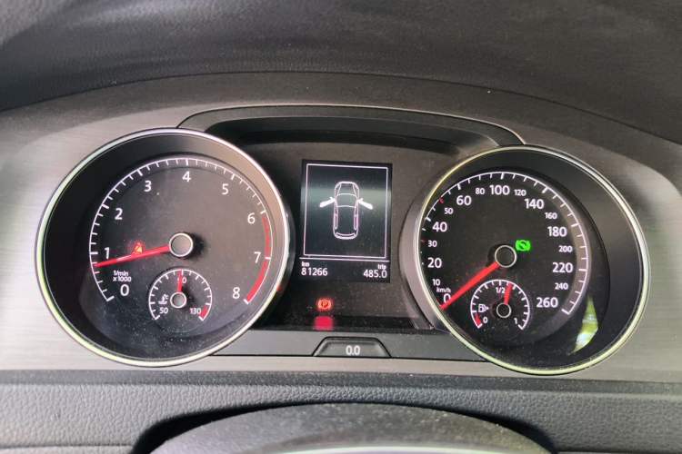 Used Volkswagen Golf 2014 1.6L Automatic Comfort Model Instrument Cluster