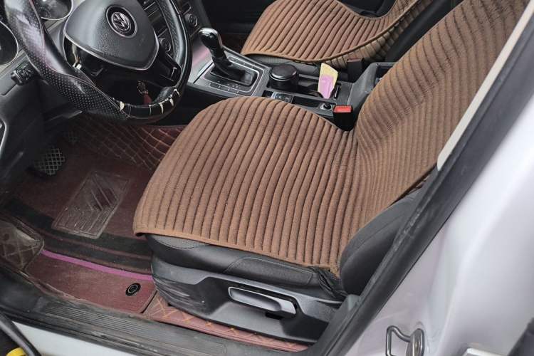 Used Volkswagen Golf 2014 1.6L Automatic Comfort Model Left Front Seat