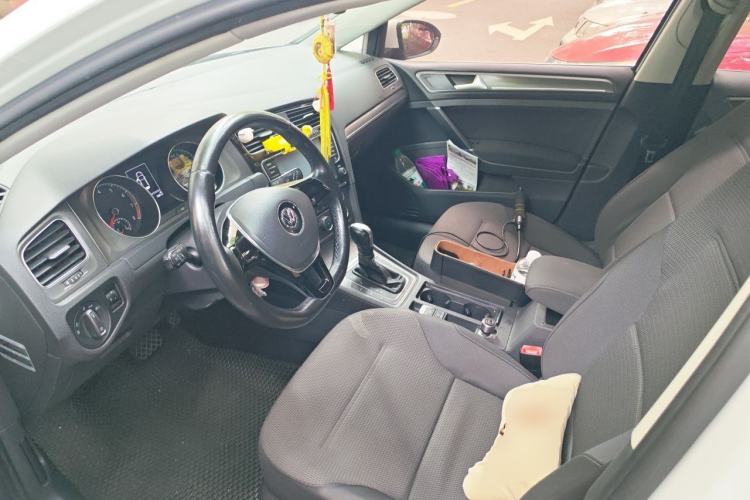 Used Volkswagen Golf 2014 1.4TSI Automatic Comfort Model Left Front Seat