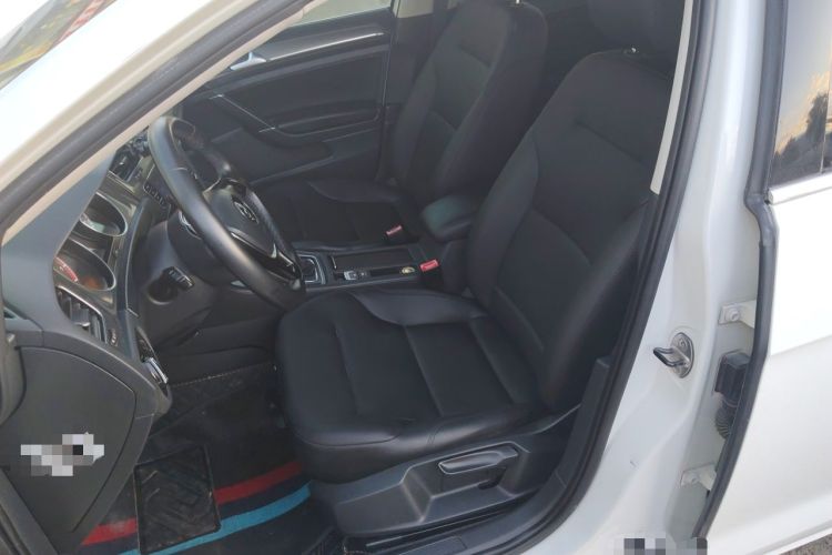 Used Volkswagen Golf 2014 1.4TSI Automatic Comfort Model Left Front Seat