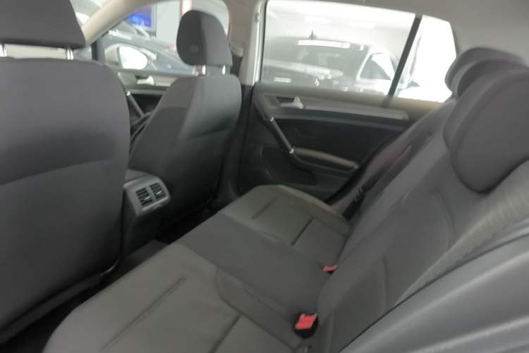 Used Volkswagen Golf 2014 1.4TSI Automatic Comfort Model Left Rear Seat