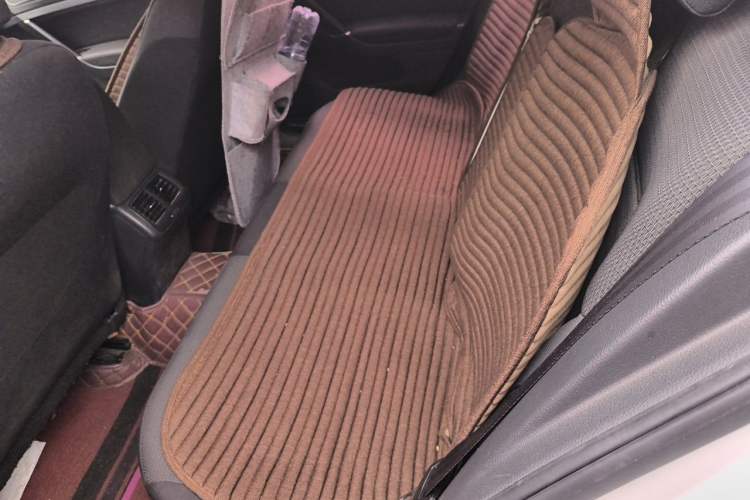 Used Volkswagen Golf 2014 1.6L Automatic Comfort Model Left Rear Seat