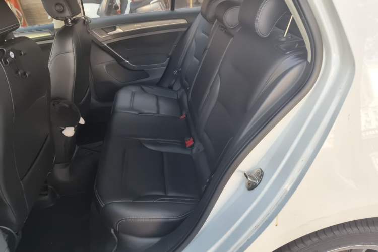 Used Volkswagen Golf 2014 1.4TSI Automatic Comfort Model Left Rear Seat